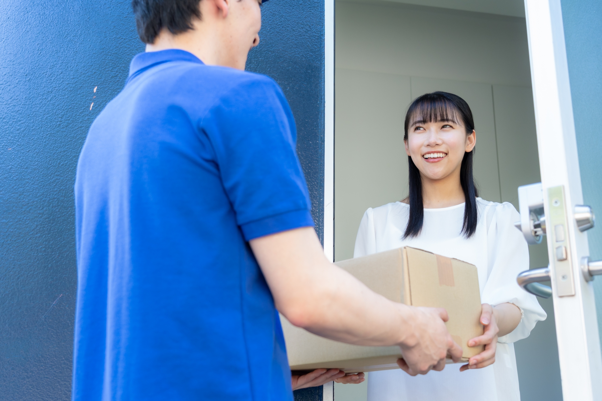 宅配買取はなぜ店舗より高い？その仕組みをわかりやすく解説